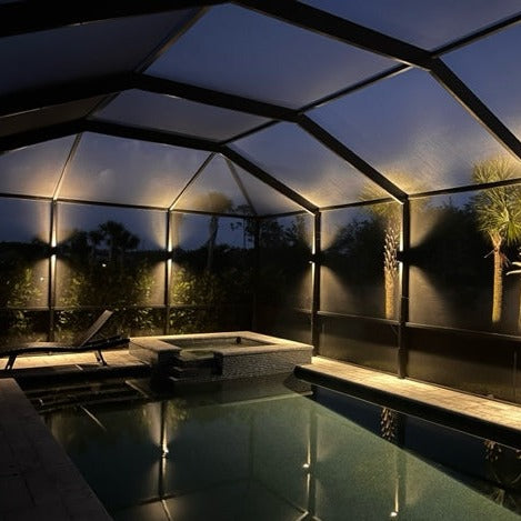 Stelvio Applique Finition Blanche Haut/Bas Lumière Éclairage Extérieur Basse Tension