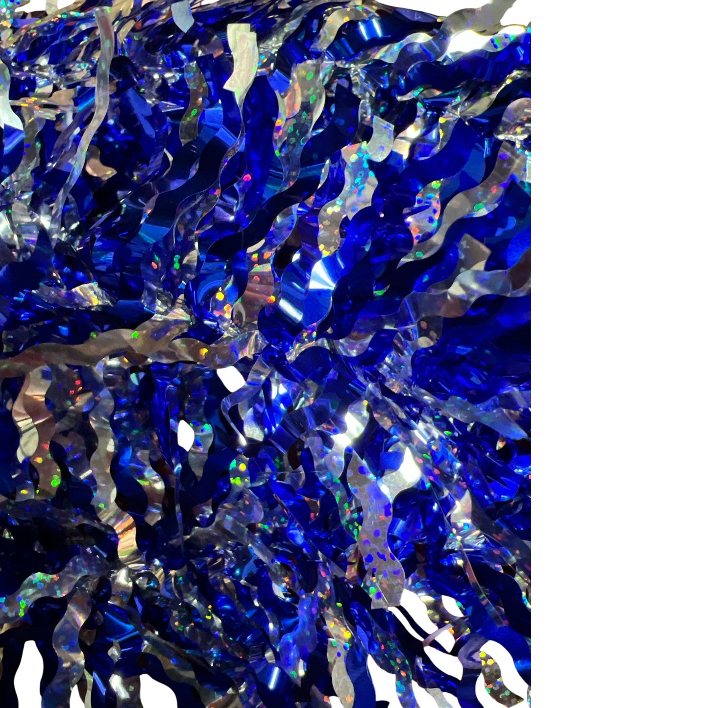 Guirlande holographique bleue et argentée ondulée à 3 plis