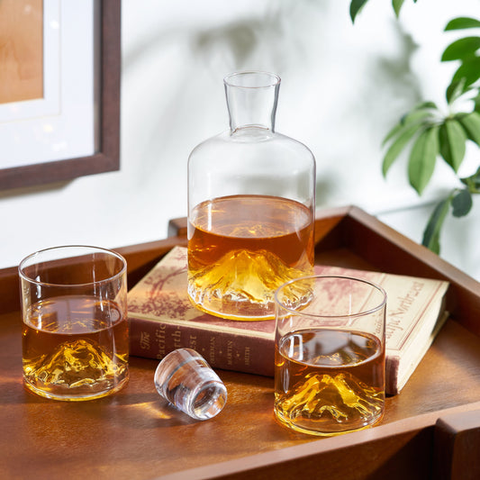 Mountain Crystal Liquor Decanter and Stopper
