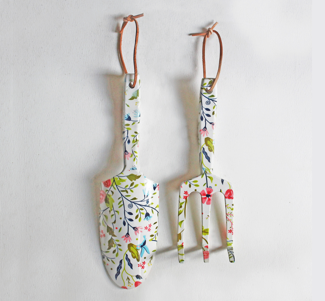 Printed tool set: pair floral-handled trowel and cultivator with leather loops by Womanswork on Tampa Home & Garden Store