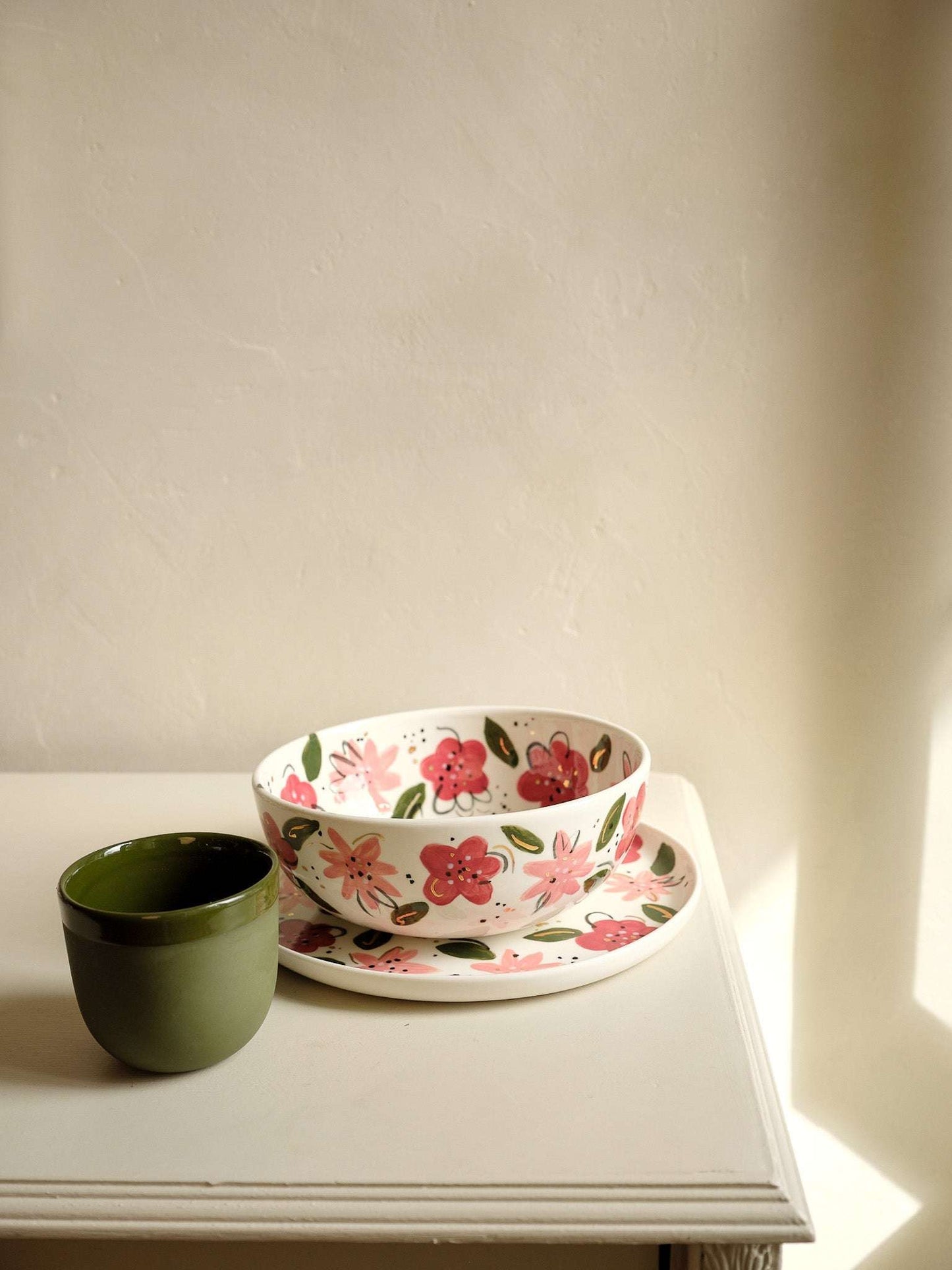 Hand Painted Floral Salad Bowl Has A Vivid Design