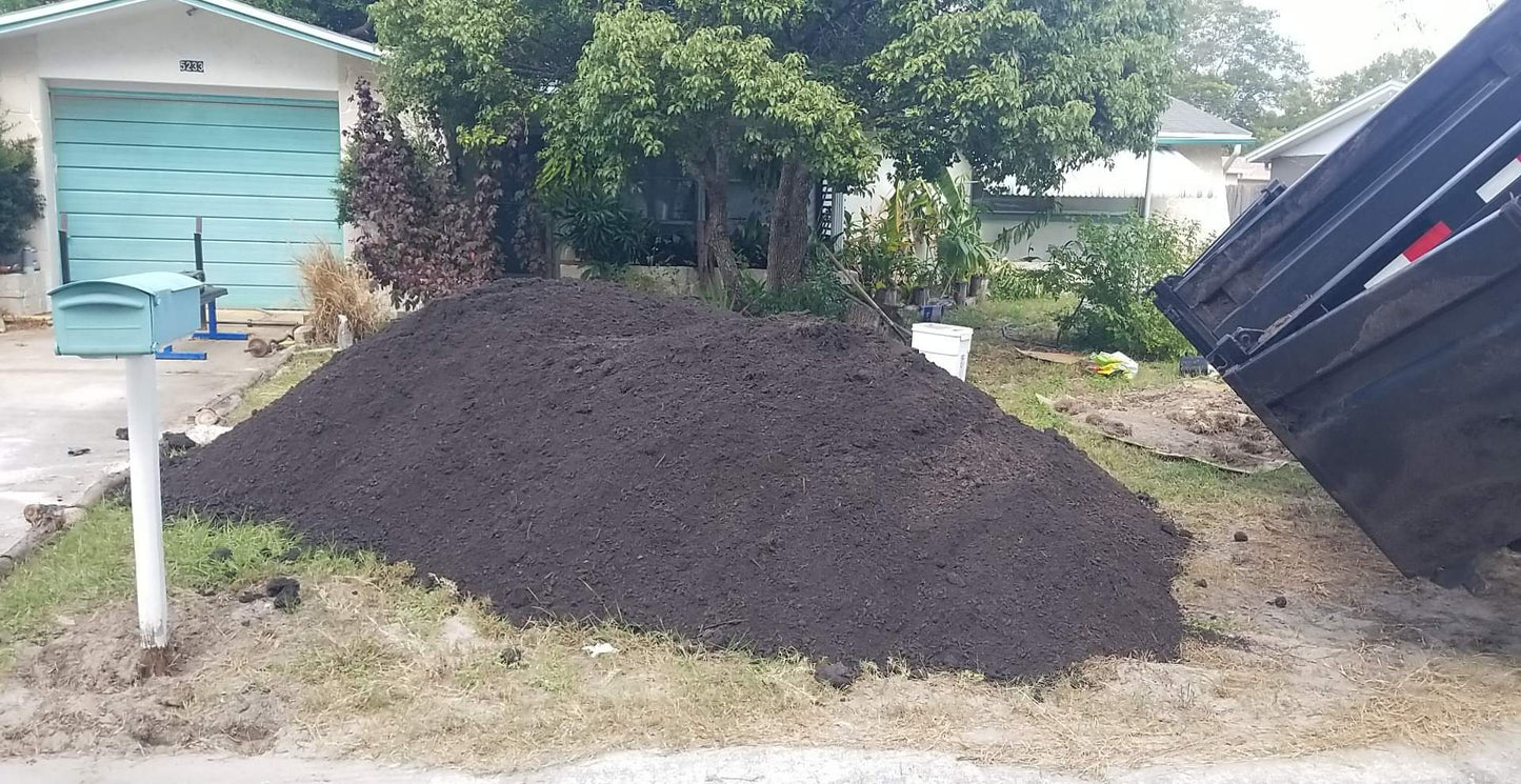 9 cubic yard pile of Garden Compost.