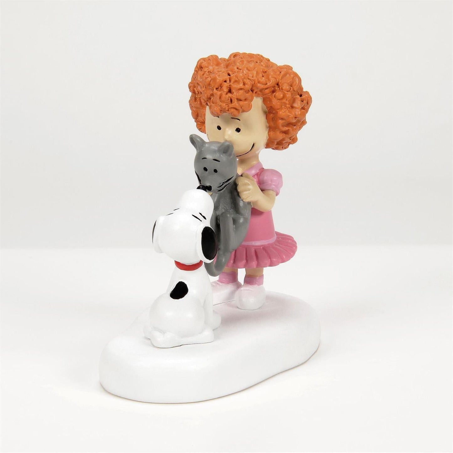 Frieda y Faron conocen a Snoopy