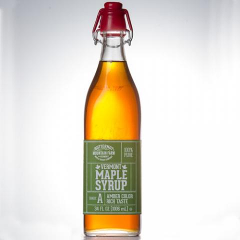 Amber clasp-top maple syrup bottle, Vermont Maple Syrup, 34 oz, The Country Christmas Loft on Tampa Home & Garden Store