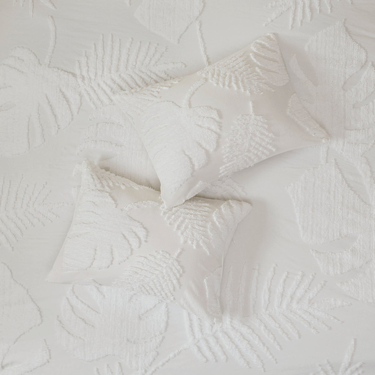 3 Piece Chenille Palm Comforter Set For King