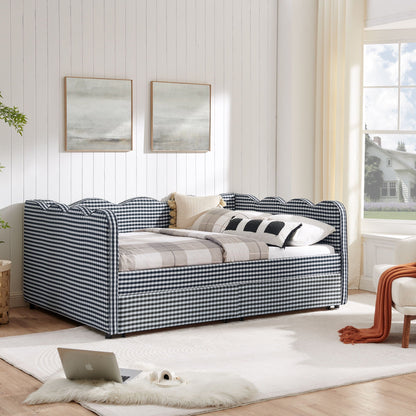 Gingham Daybed With Usb Port And The Wave Shape