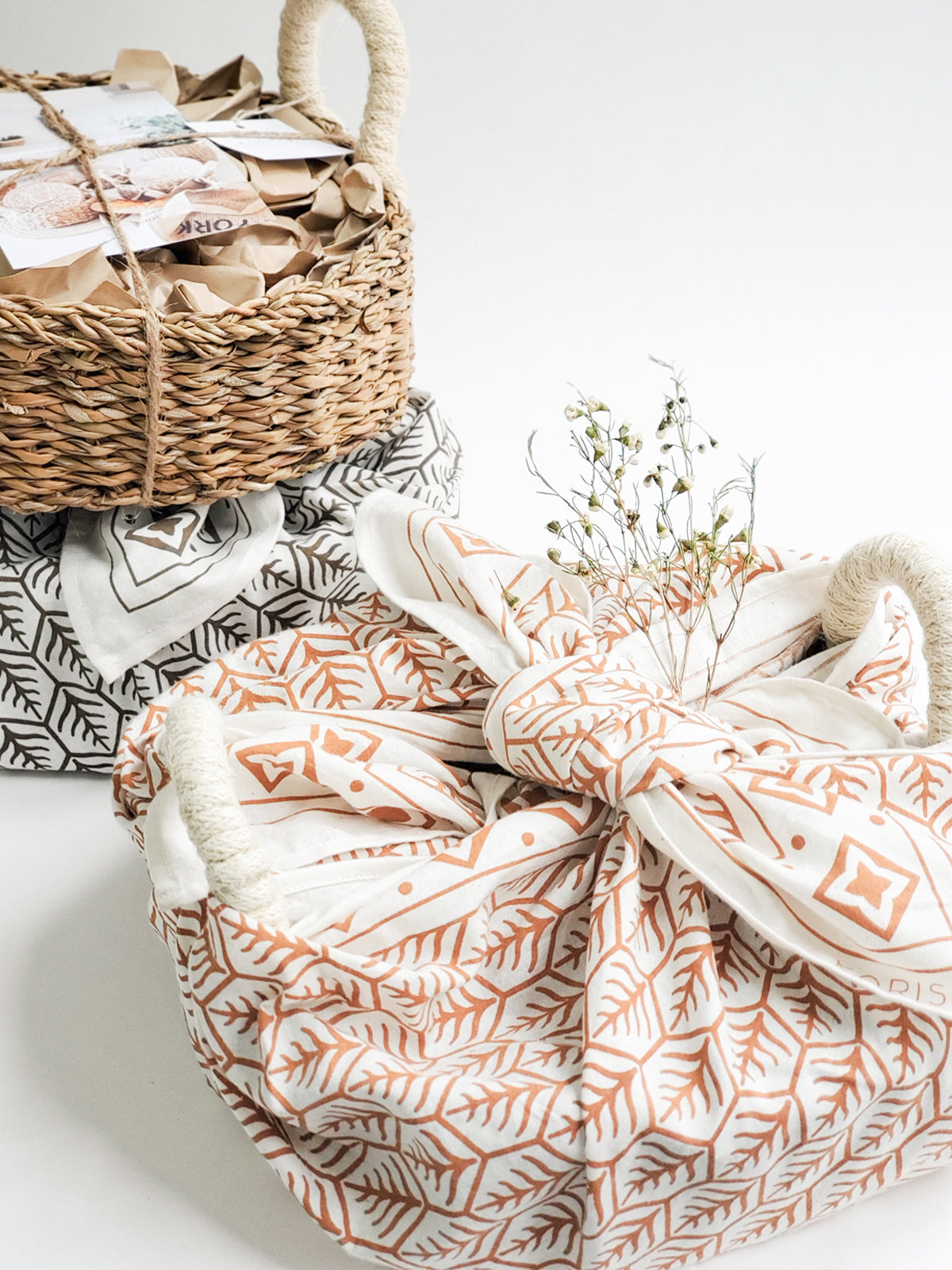 Chauffe-pain et panier - Fleur vintage