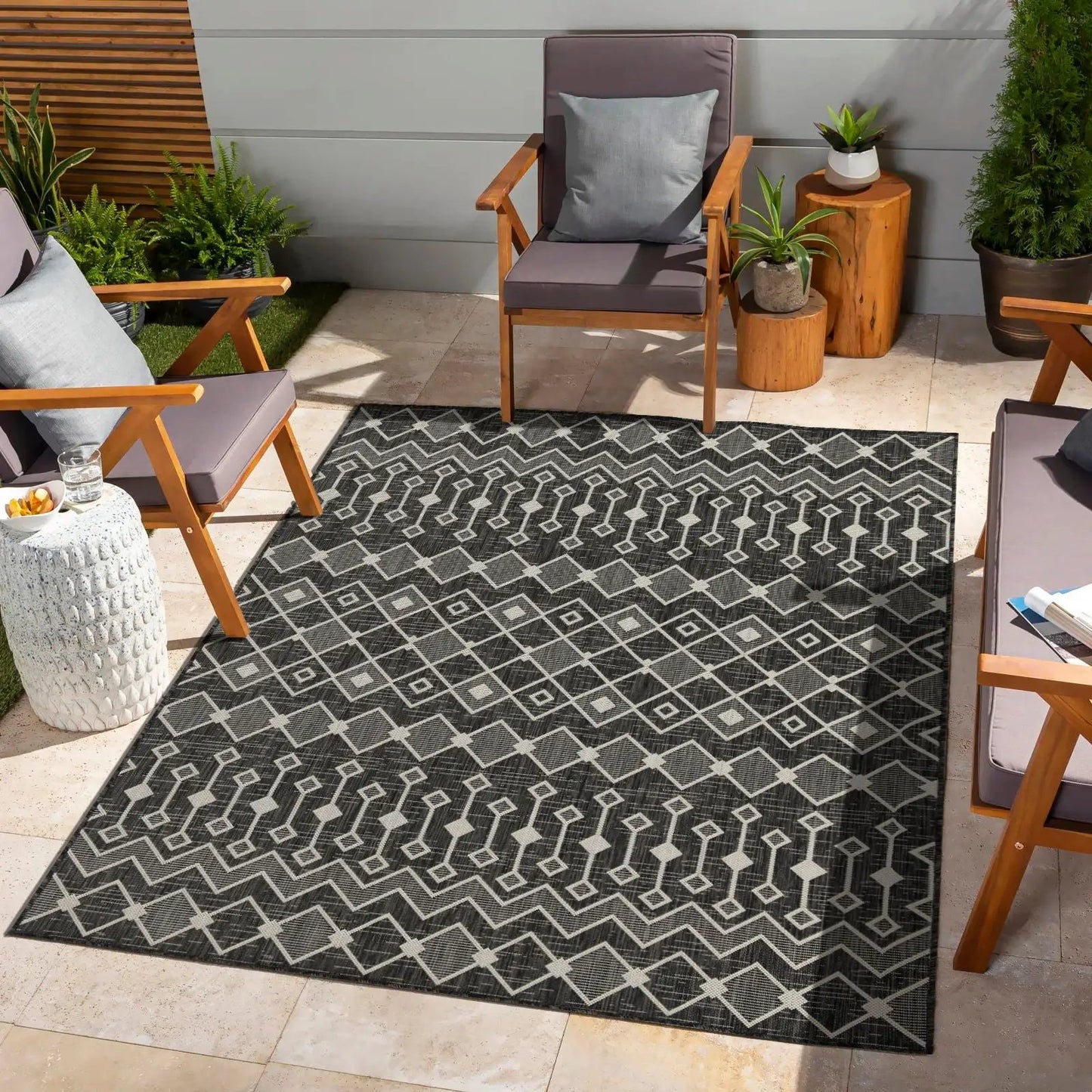 Sunshine Indoor Outdoor Polypropylene Area Rug