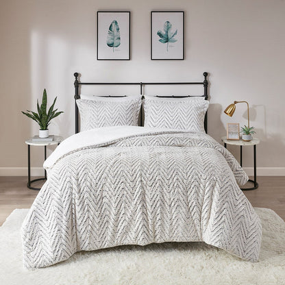 Ultra Plush Down Alternative Comforter in Ivory