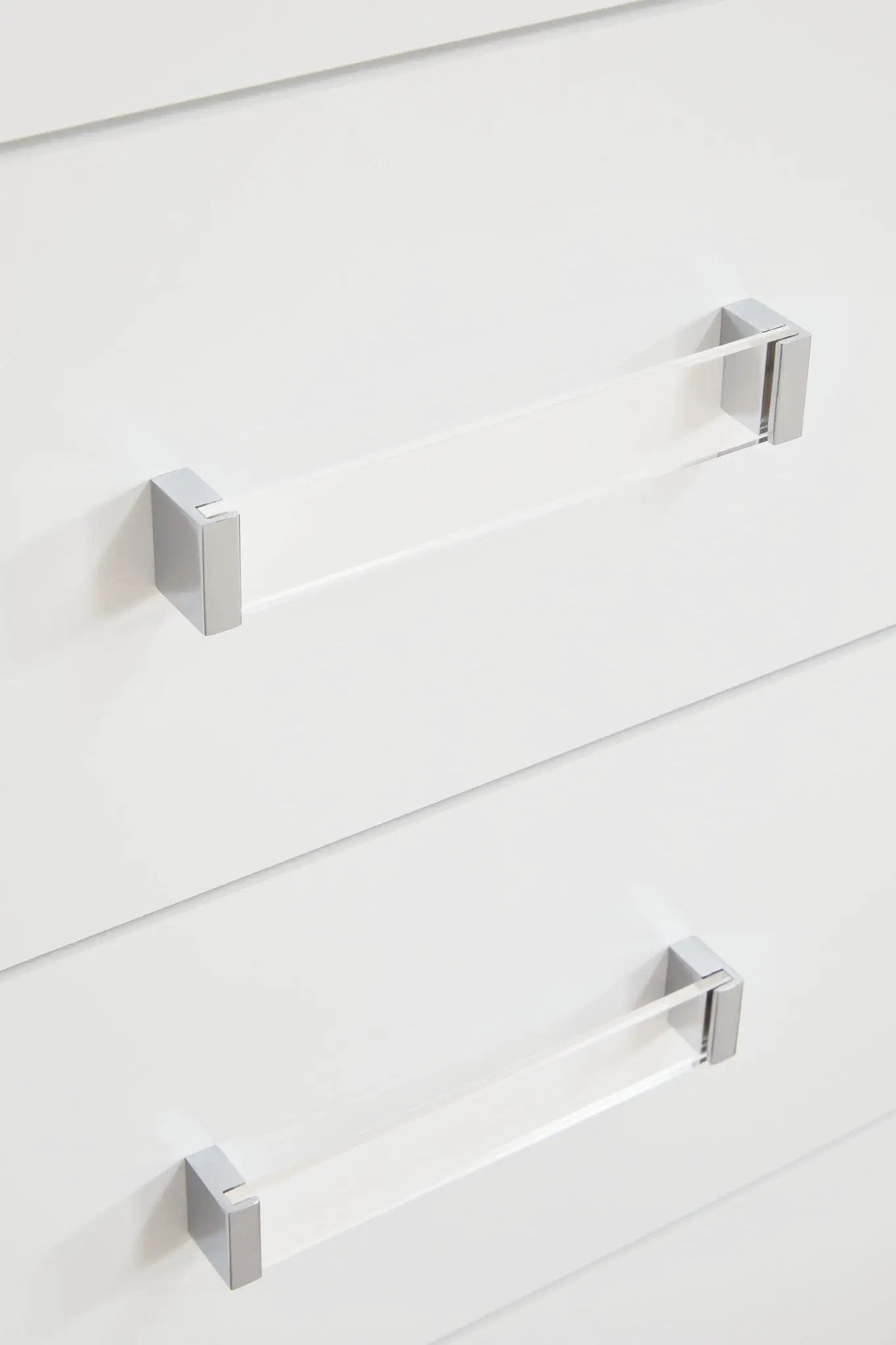 Maeling Six Drawer Dresser with Matte Finish