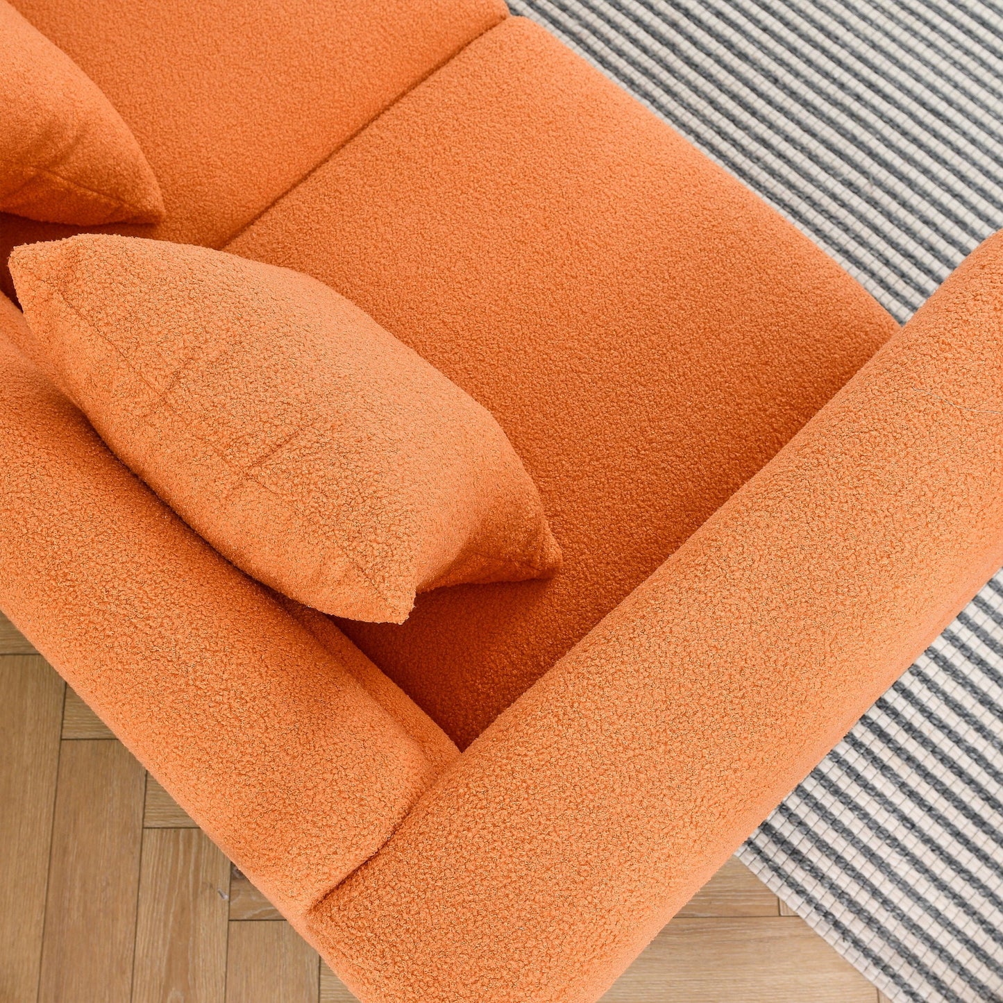 Streamline and Sleek Modern Sectional Sofa