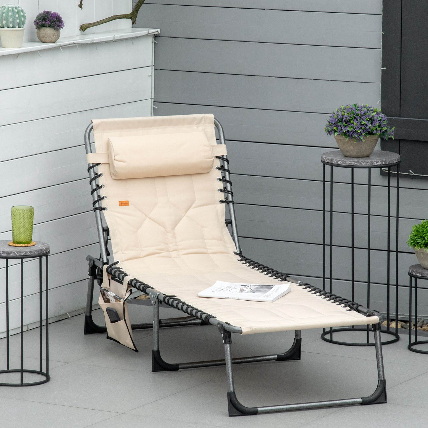 Thick and Padded Outdoor Folding Lounge Chair