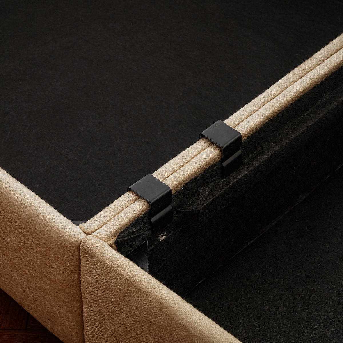 Modern Sofa with Storage and Cylindrical Backrest