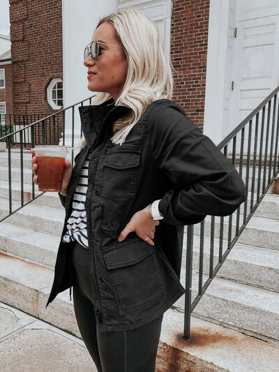 Stevvex retro pocketed long sleeve zip-up jacket in black with front pockets on Tampa Home & Garden Store