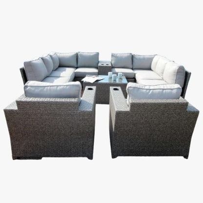 Outdoor Wicker Sectional and Thick Cushions