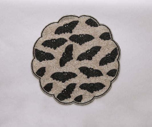 Halloween Bat Beaded Placemat Handmade Round Black Gold Table Decor Gothic Dining Mat Scalloped Edge Spooky Party Setting Gift