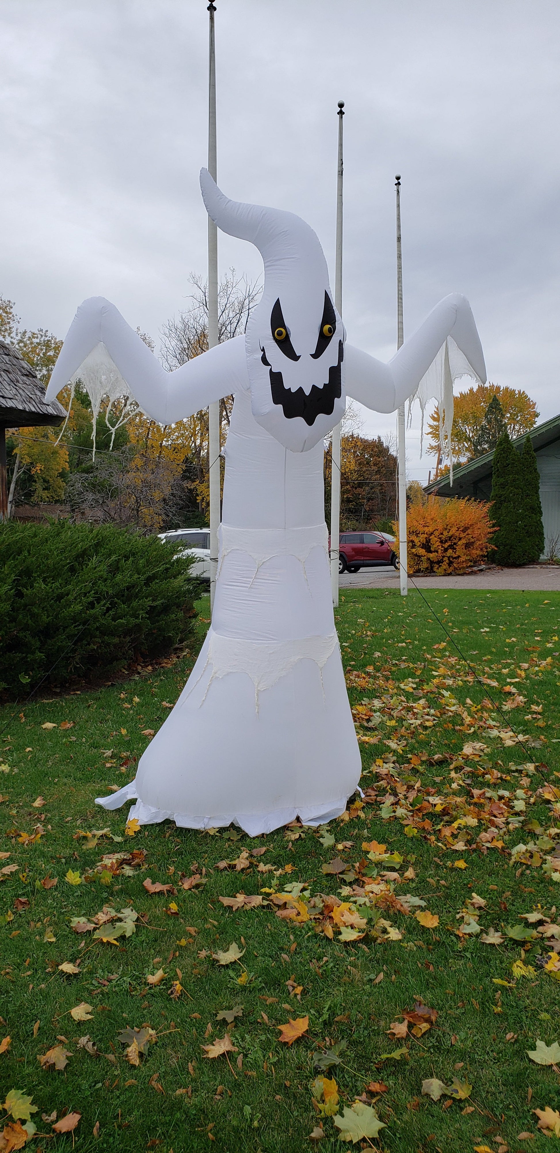 10 Foot LED Light-up Self-Inflating Ghost - Tampa Home & Garden Store
