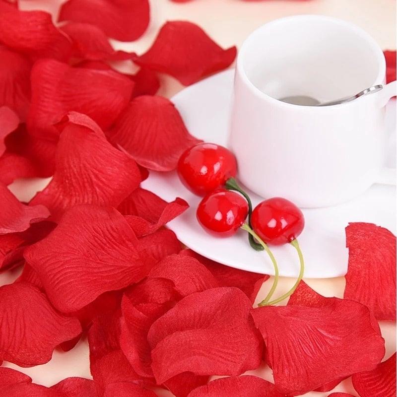 Fake deodorized red rose petals by Stevvex, 1000pcs for weddings and Valentine gifts on Tampa Home & Garden Store