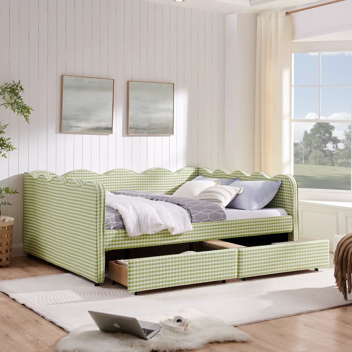 Gingham Daybed With USB Port and Wave Design