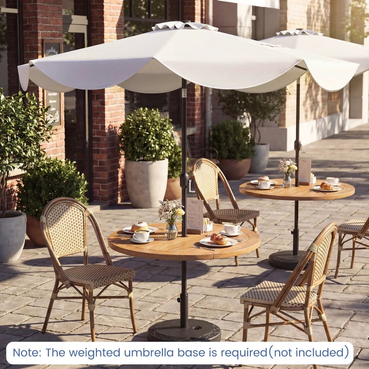 10 Ft Scalloped Solar Patio Umbrella with 24 LEDs