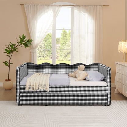Gingham Wave Daybed And Usb Charging Port