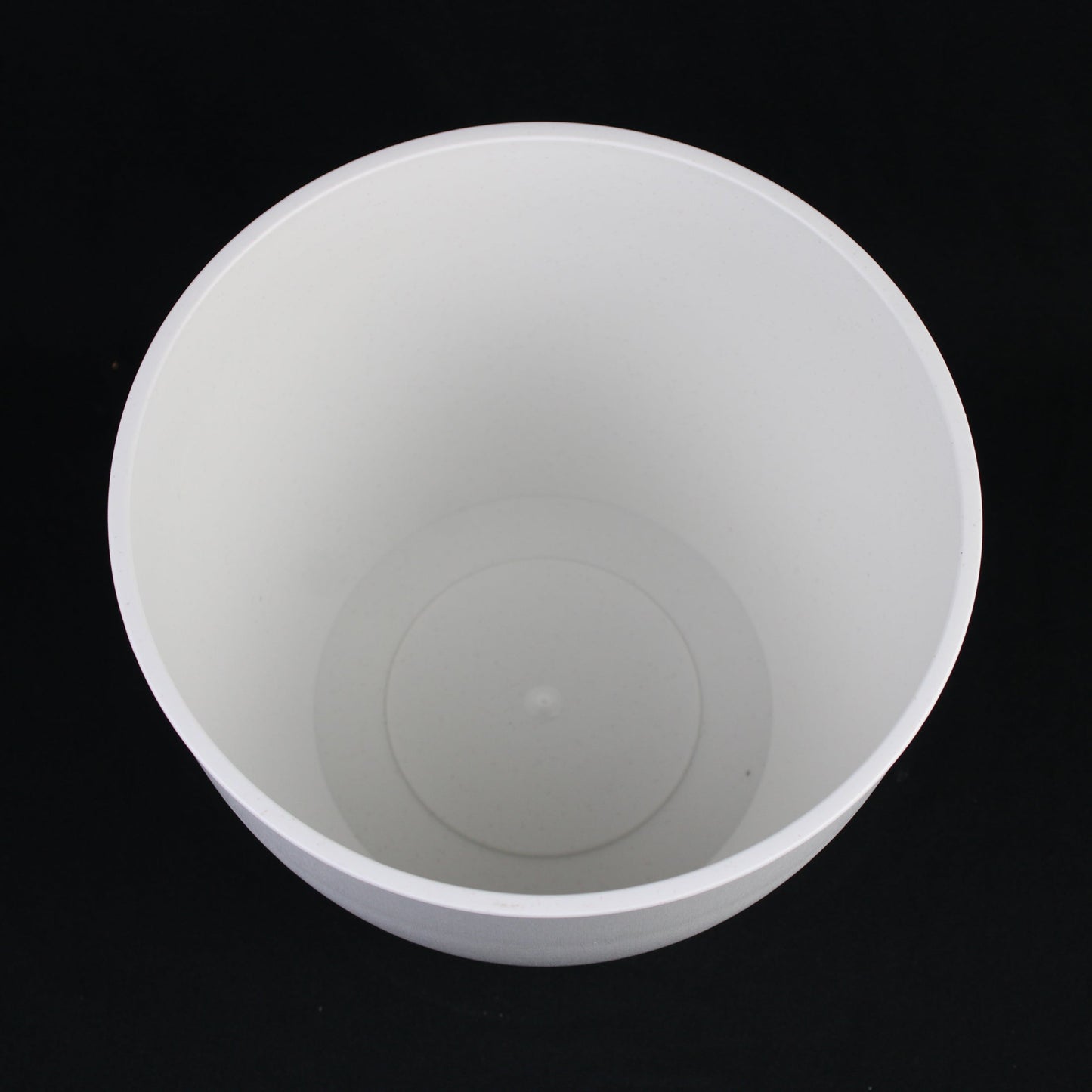 5-Piece White Plastic Planter Pot Set – Modern Round Design