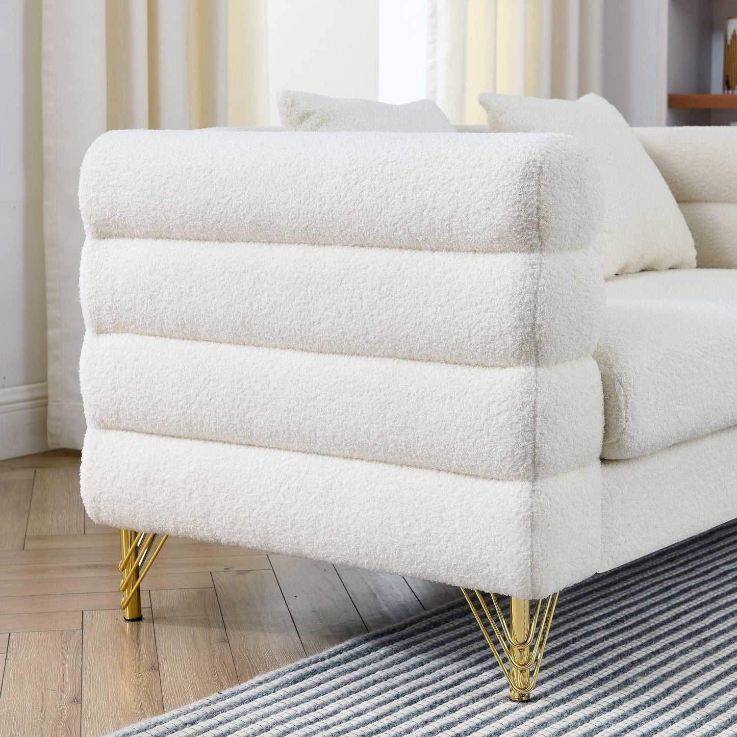 Streamline and Sleek Modern Sectional Sofa