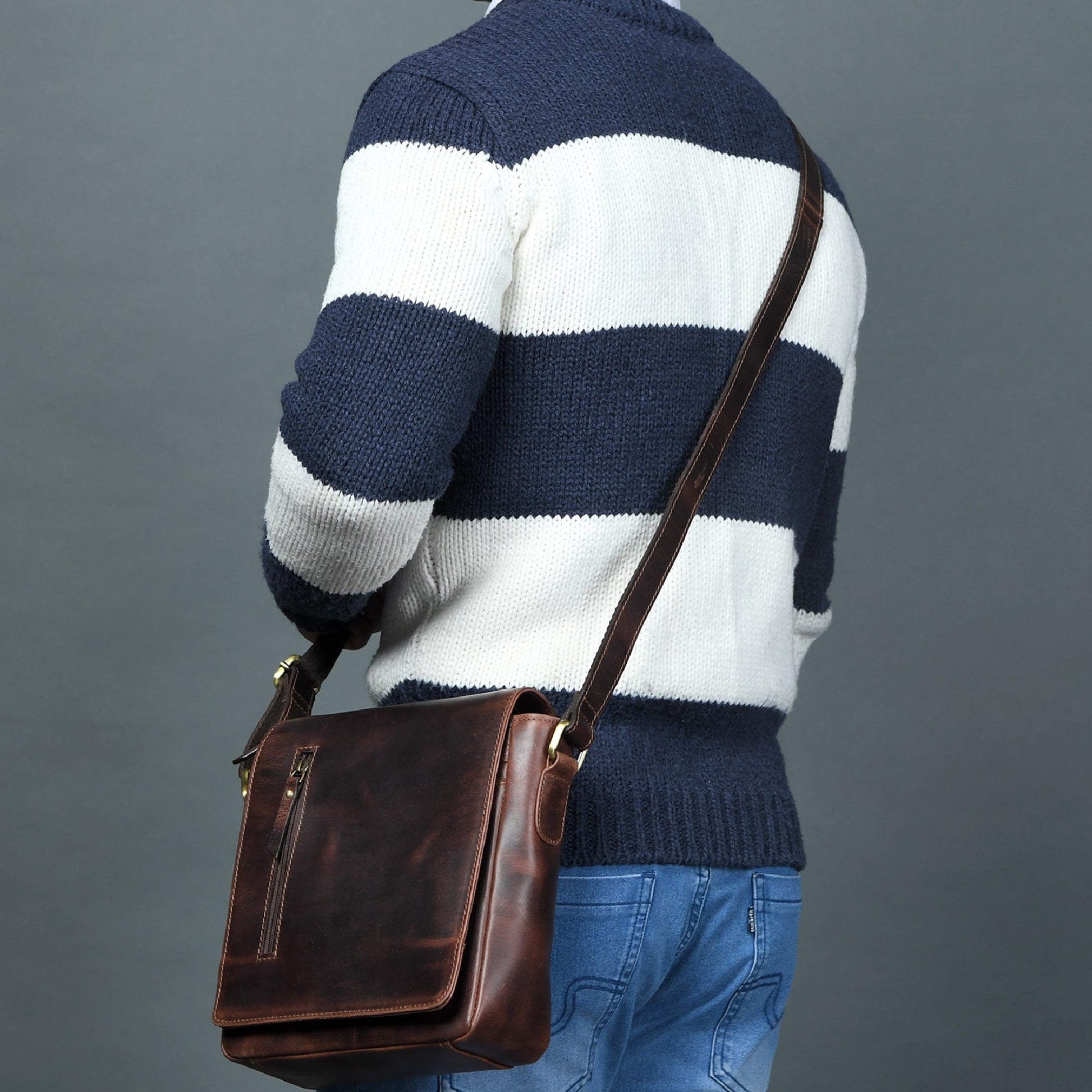 The Barton Crossbody - Tampa Home & Garden Store