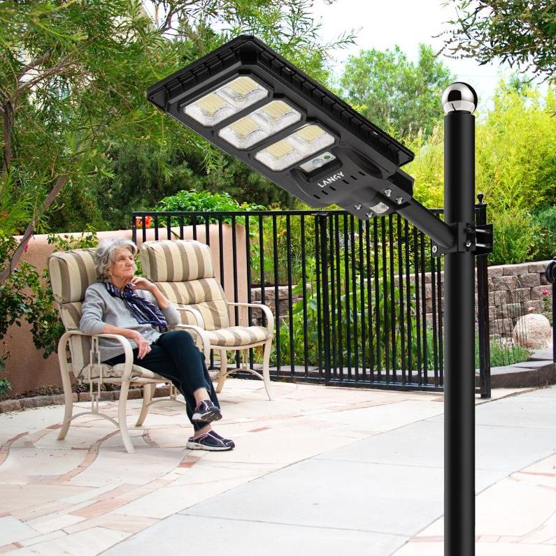 3 Pack 150 W Led solar street lights 15,000 lumens