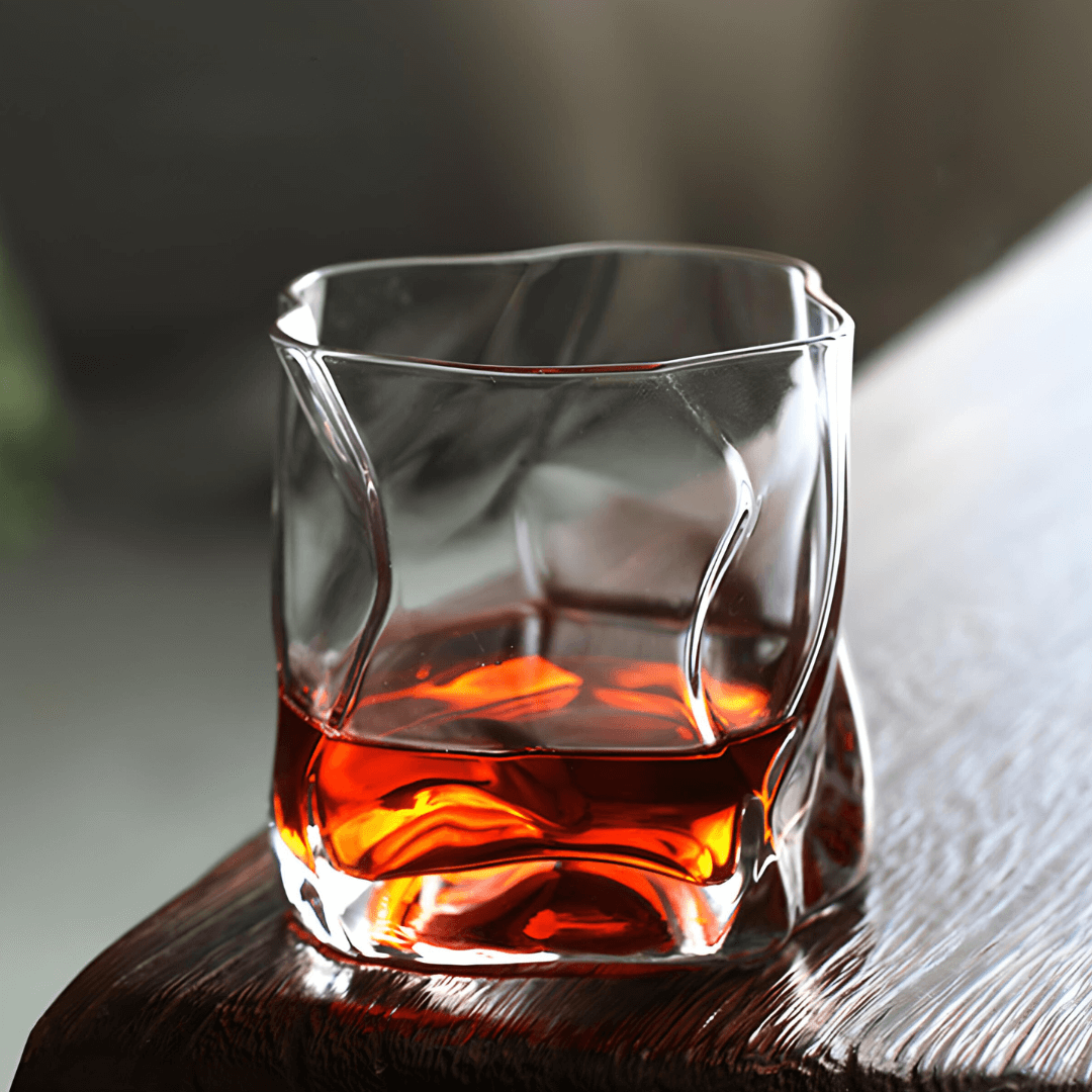 Hoshi Handcrafted Crystal Whisky Glass with Grip