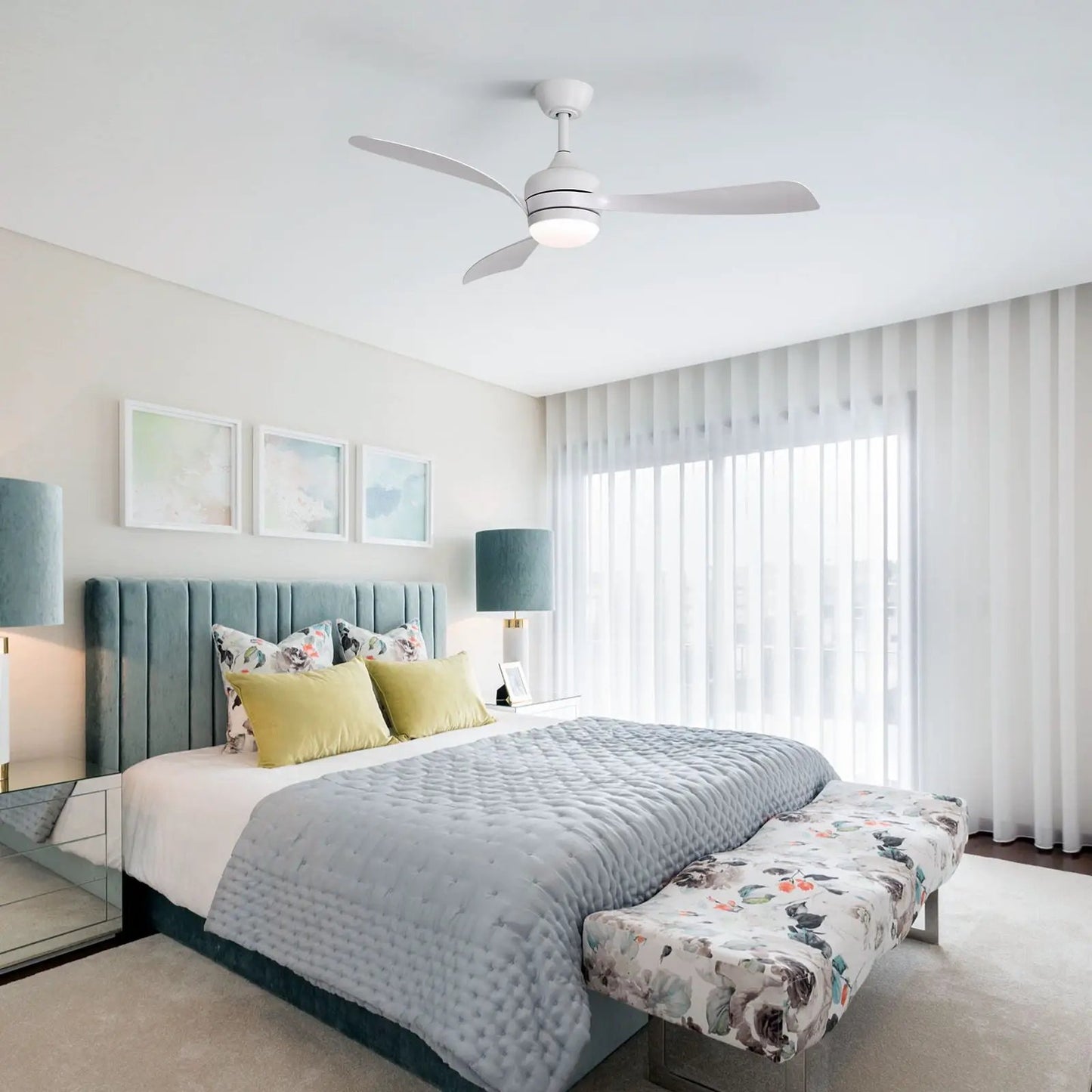 Ceiling Fan with 3 Blades and Remote Control
