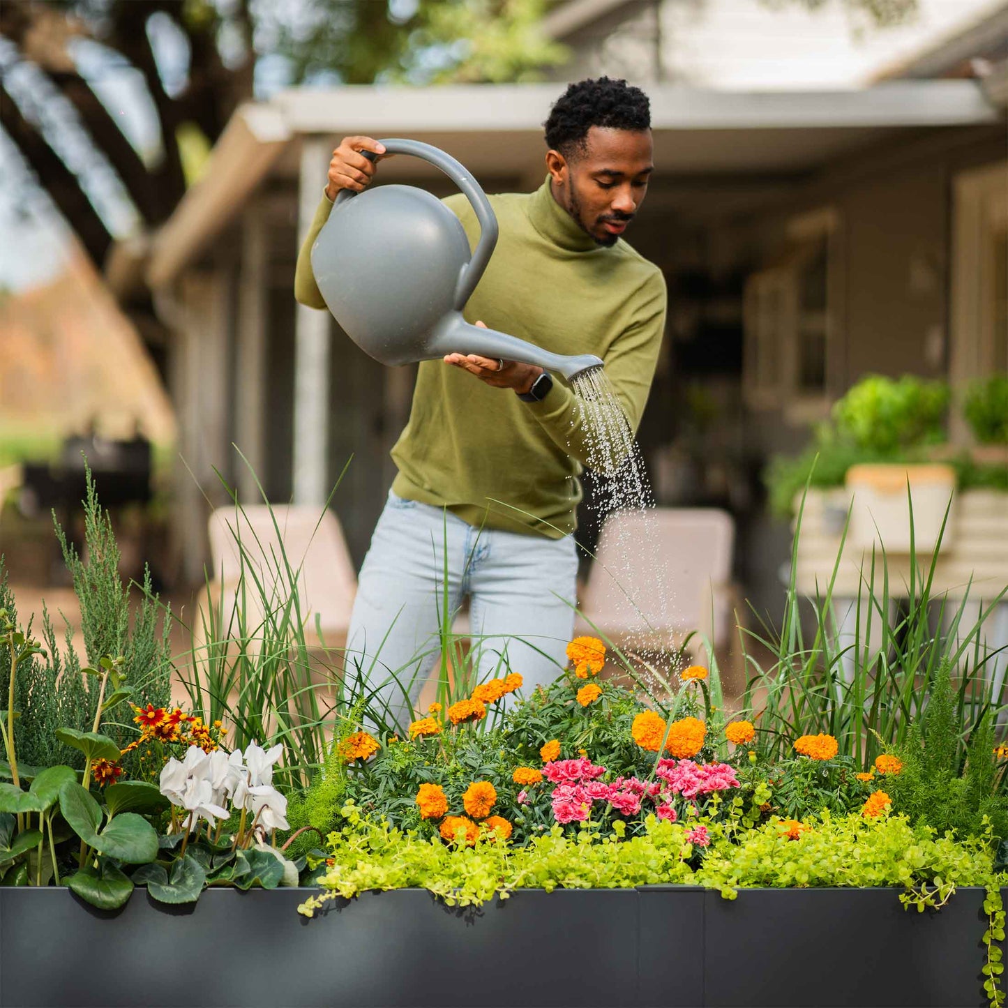 Jardinière surélevée moderne de 32 po de hauteur 27 po x 53 po de taille moyenne | Acier