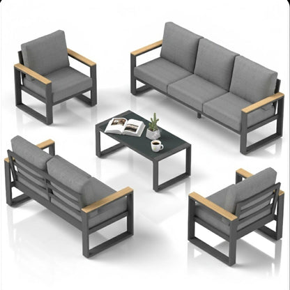 Modern Outdoor Sofa Set with the Coffee Table