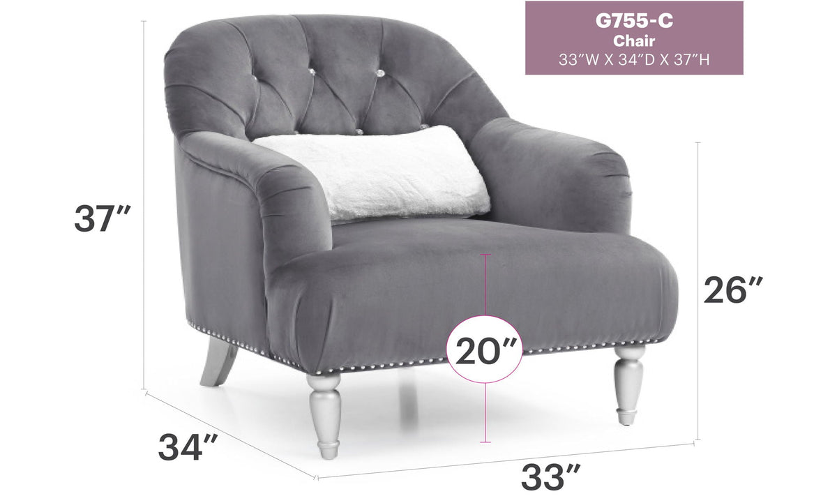 Elegant Traditional Armchair with Nailhead Trim