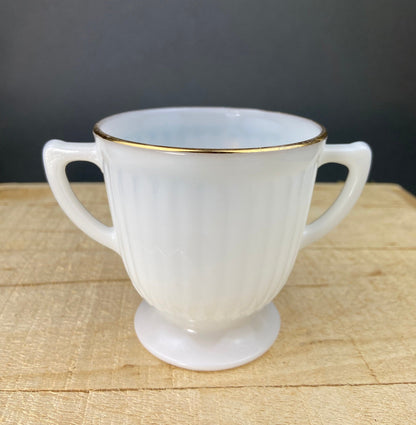1930s Monax Petalware Opalescent Glass Dinner Plates. White Glass with Gold Rim. Depression Glass 8 Inch Dinner Plates. - Tampa Home & Garden Store