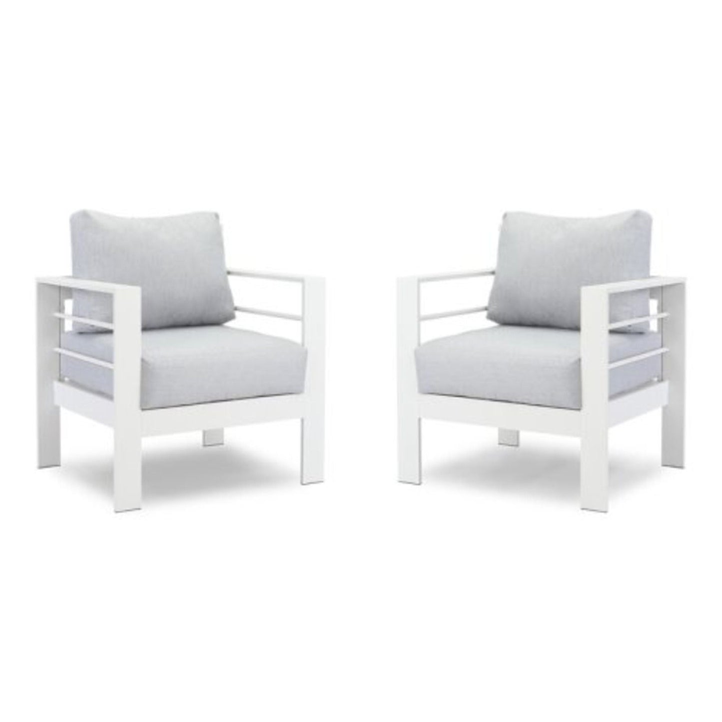 Outdoor Iron Patio Set With The Thick Cushions