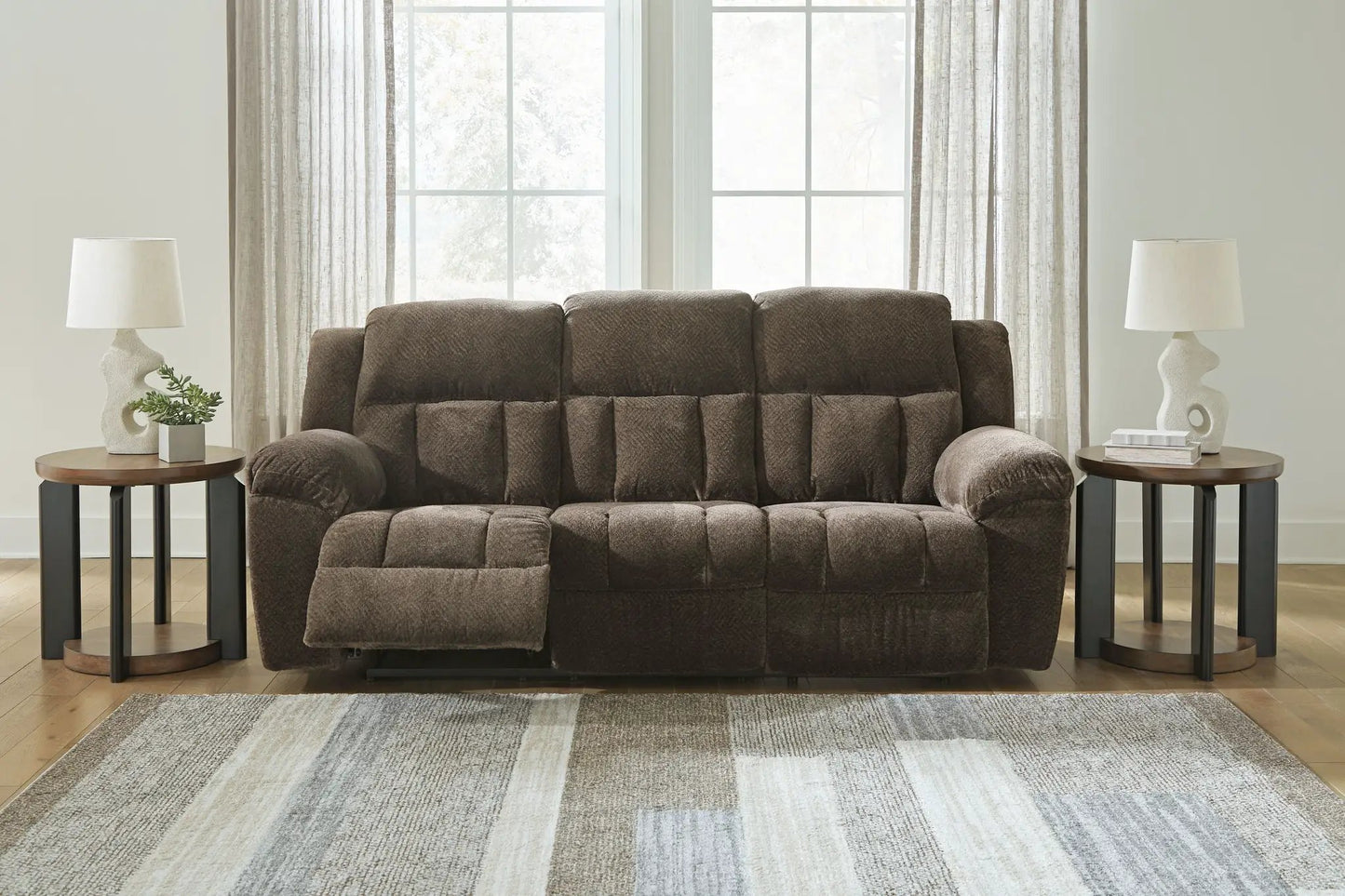 Frohn Reclining Sofa for Cozy Family Living