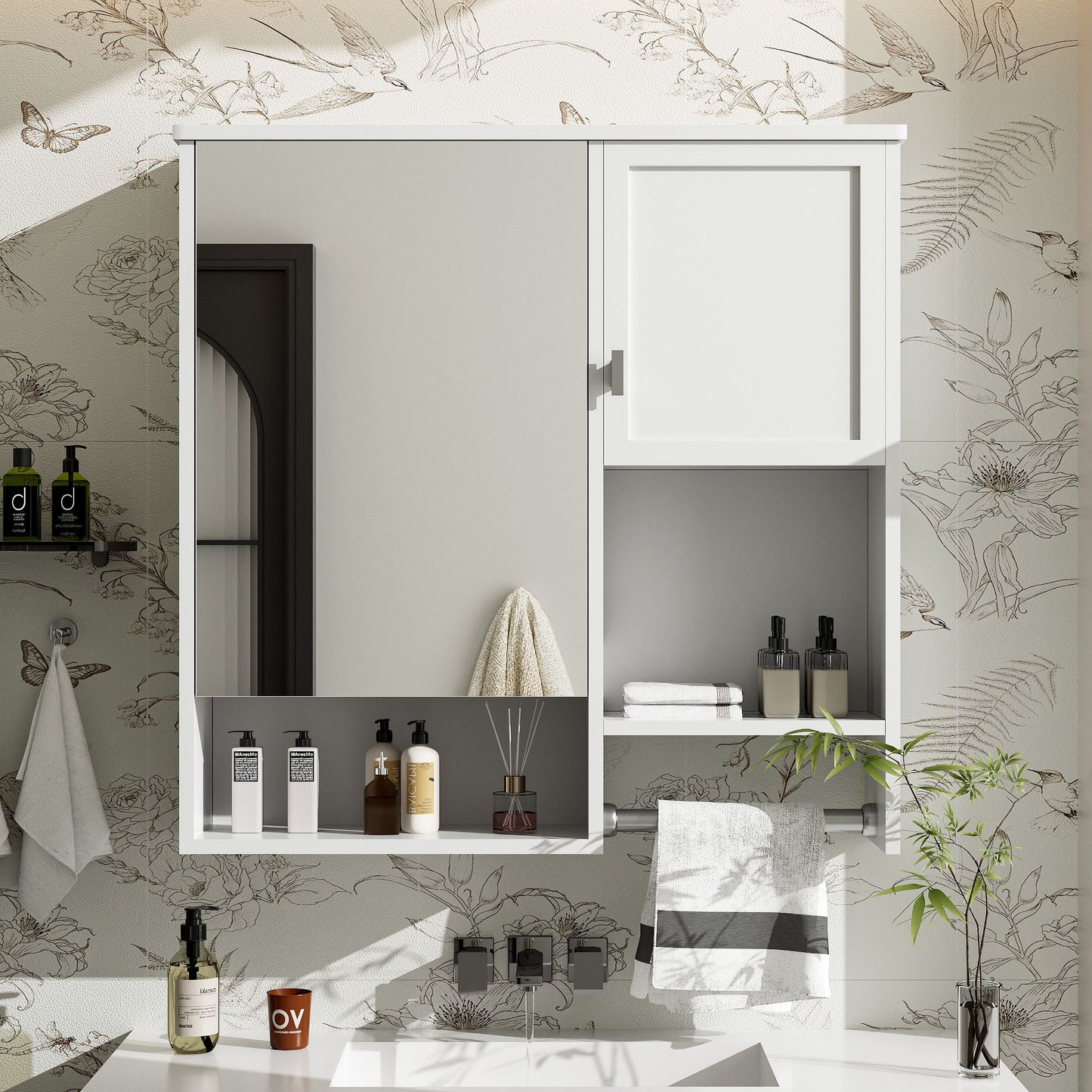 Modern Wall Mounted Bathroom Cabinet With Mirror