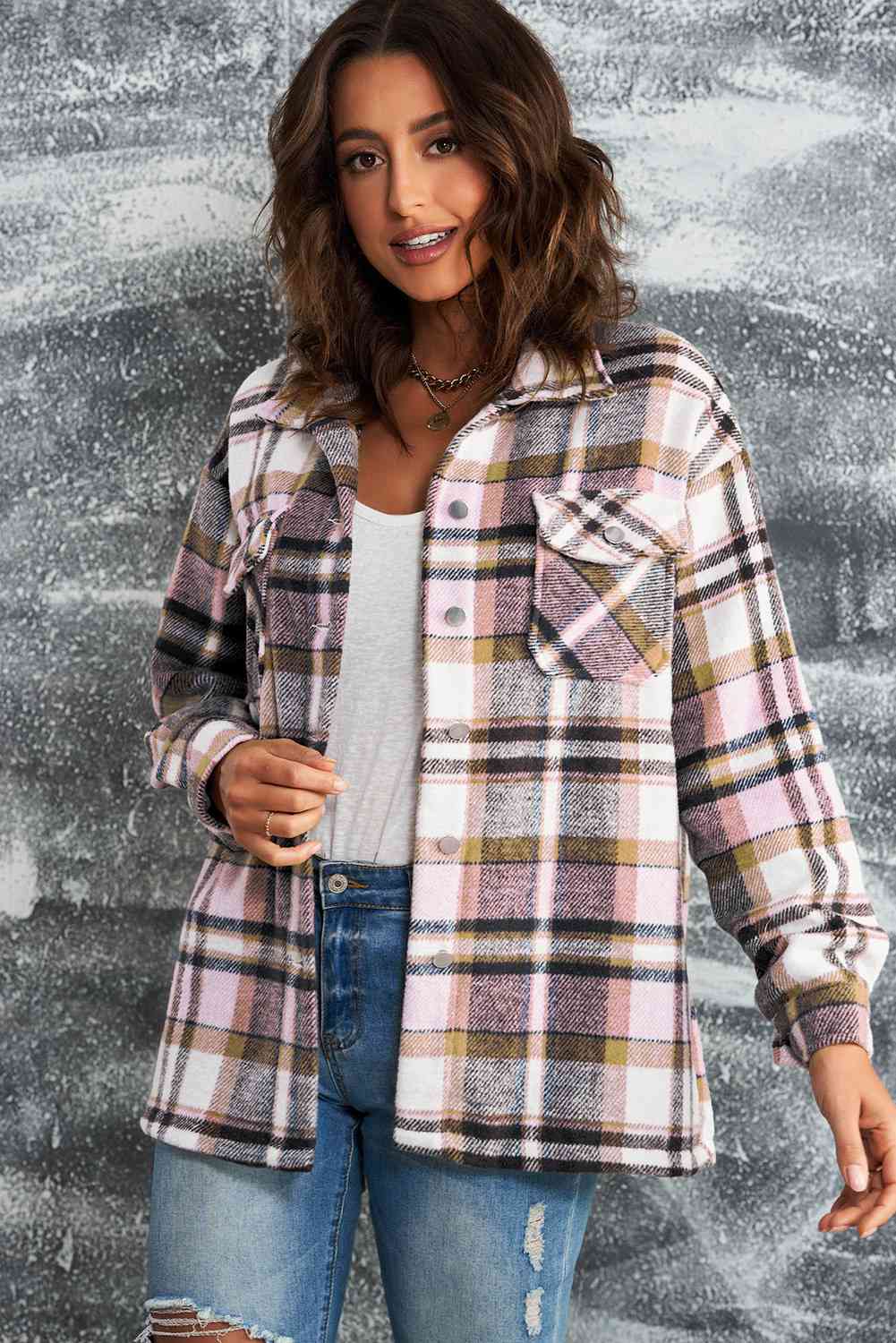 Stevvex pink plaid button-front shirt jacket with breast pockets, casual outerwear on Tampa Home & Garden Store