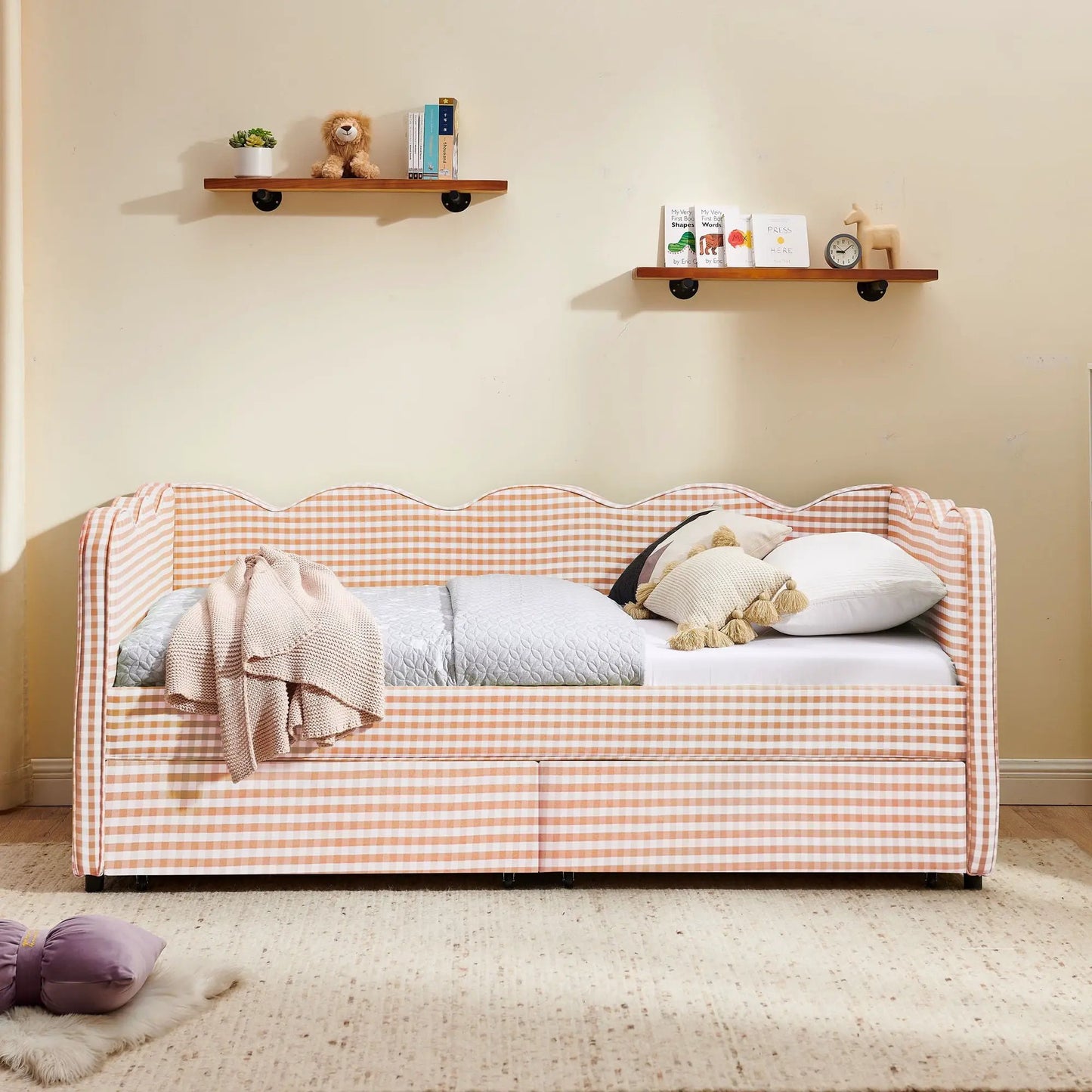 Gingham Daybed With USB Port and Wave Design
