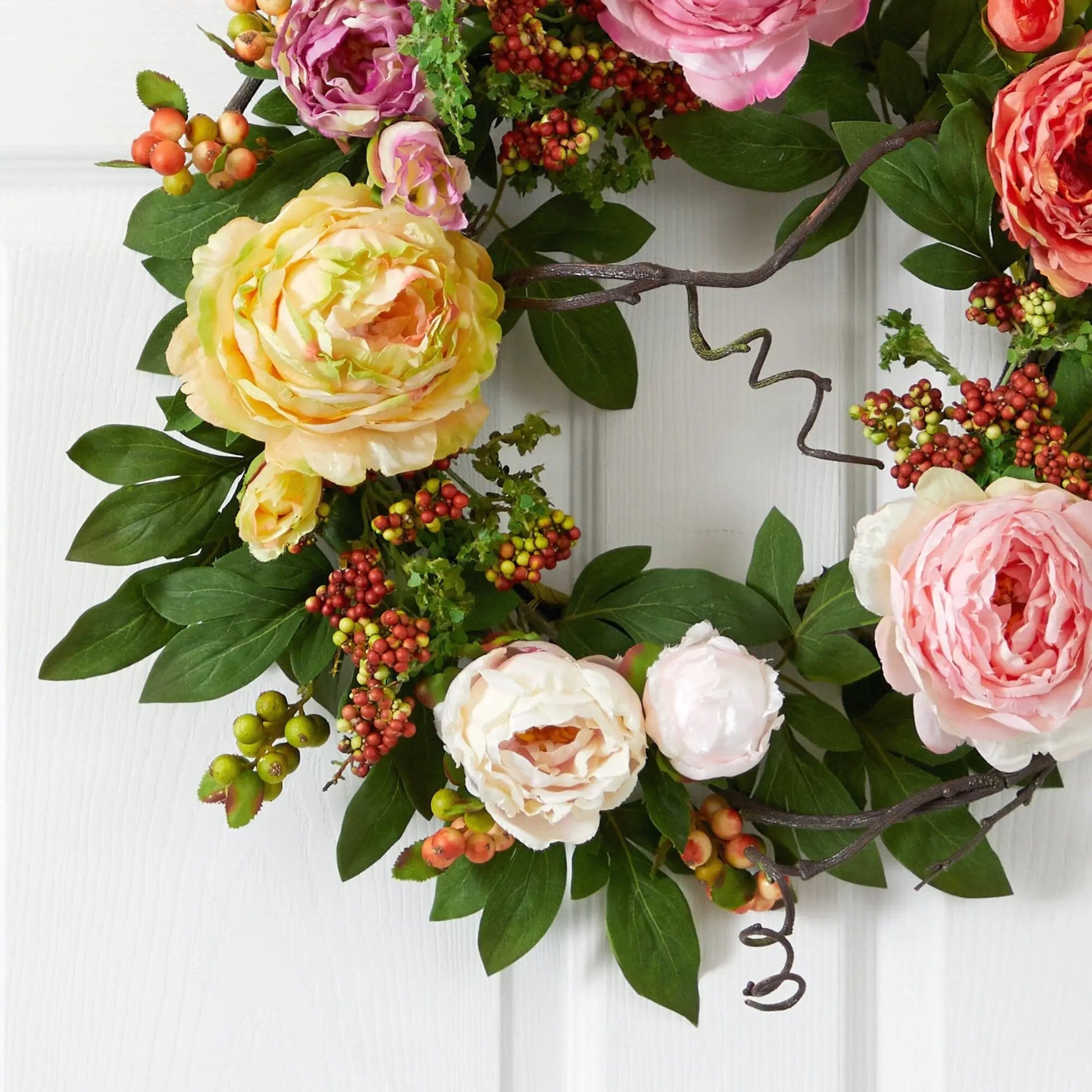 20'' Mixed Peony & Berry Wreath - Tampa Home & Garden Store