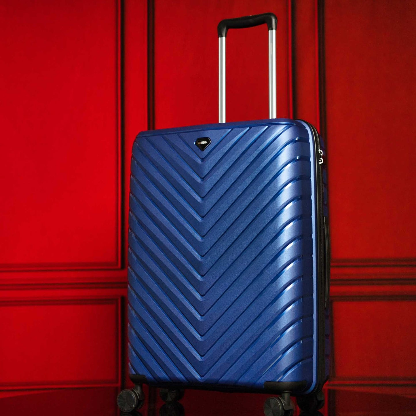 20-inch Blue Carry-On Hardcase Roller Luggage - Tampa Home & Garden Store