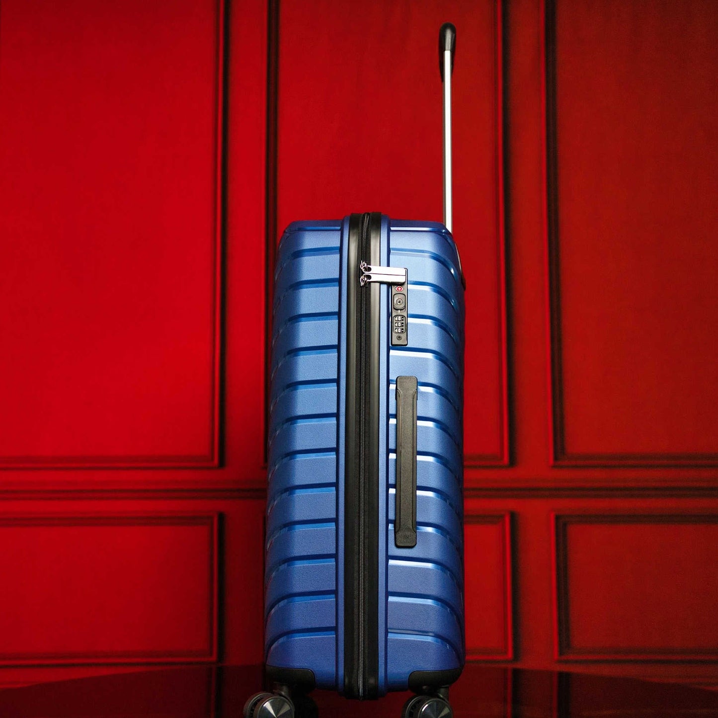 20-inch Blue Carry-On Hardcase Roller Luggage - Tampa Home & Garden Store