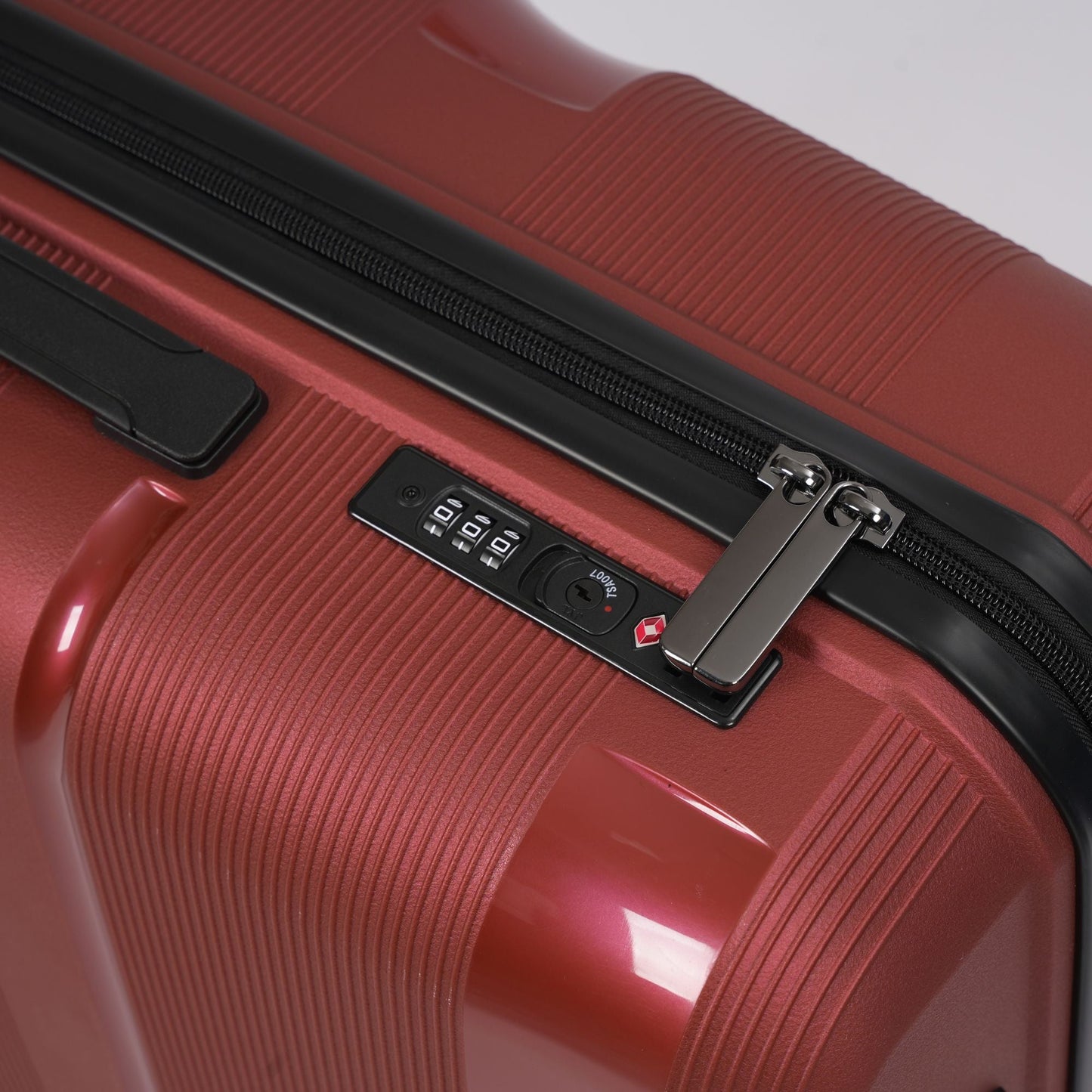 20-inch Red Carry-On Hardcase Roller Luggage - Tampa Home & Garden Store