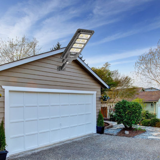 Farolas solares de 150 W y 200 W - Serie ES03 