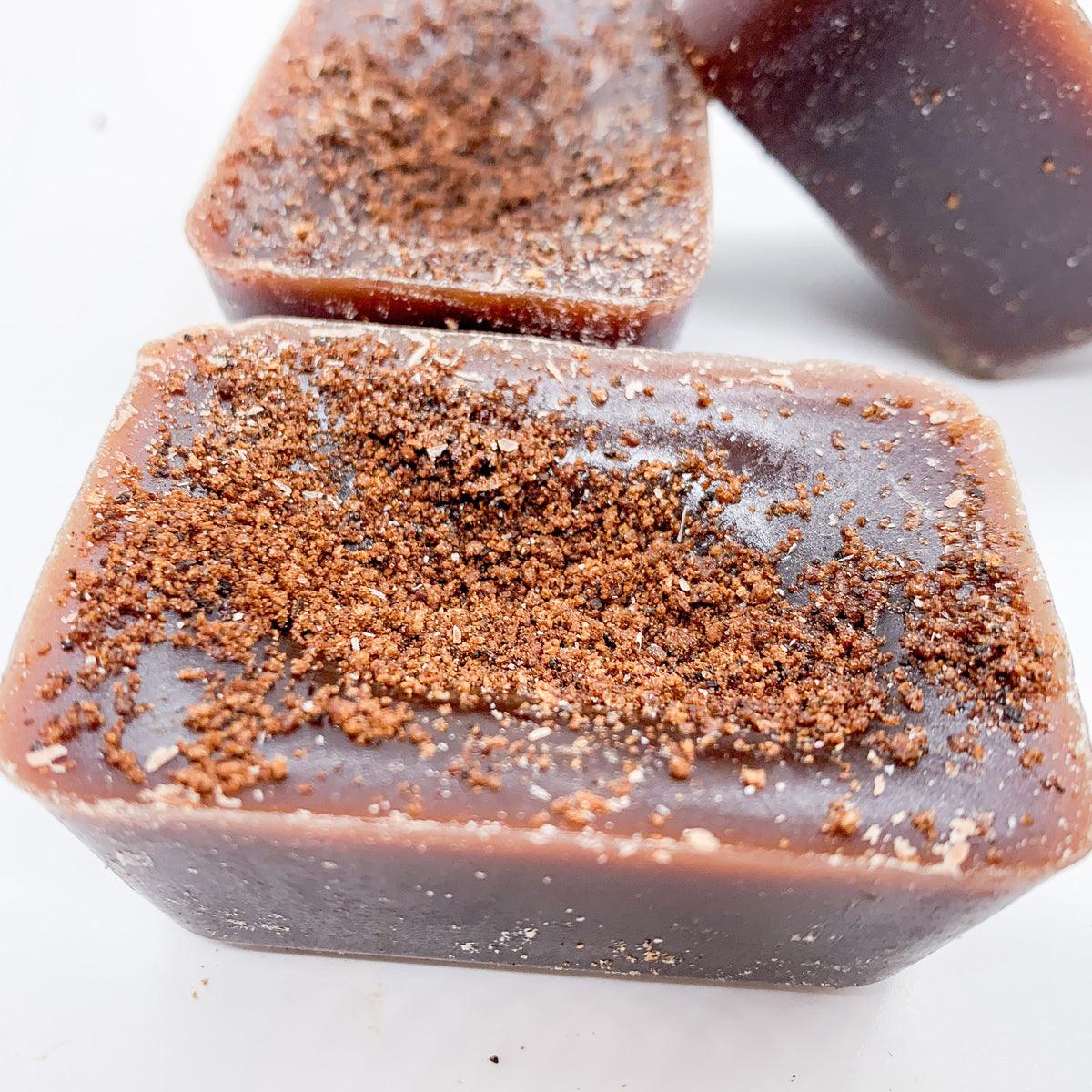 Gingerbread Spiced Latte XL wax melt Gia Roma; brown wax tarts with crumbly spice topping (3 pcs) on Tampa Home & Garden Store