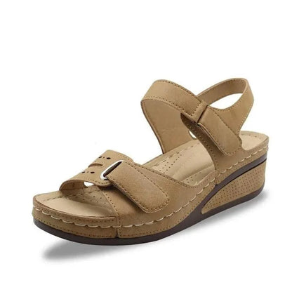 Womens Buckle Sandals and Classic Summer Style