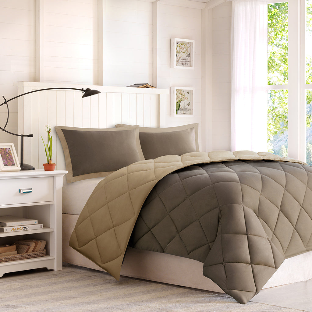 Comforter Set Full/Queen, 3M Scotchgard Diamond Quilting Down Alternative in taupe/gray reversible on Tampa Home & Garden Store