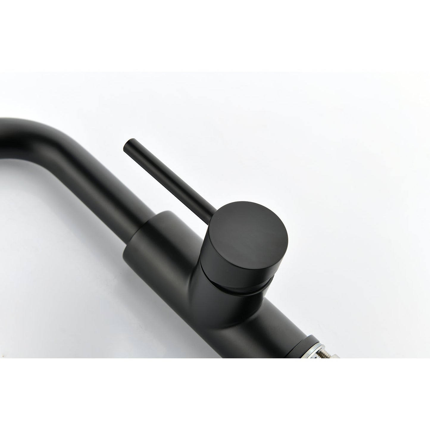 Single Handle Kitchen Sink Faucet with Pull Out Sprayer in matte black by HouseOfZazla on Tampa Home & Garden Store