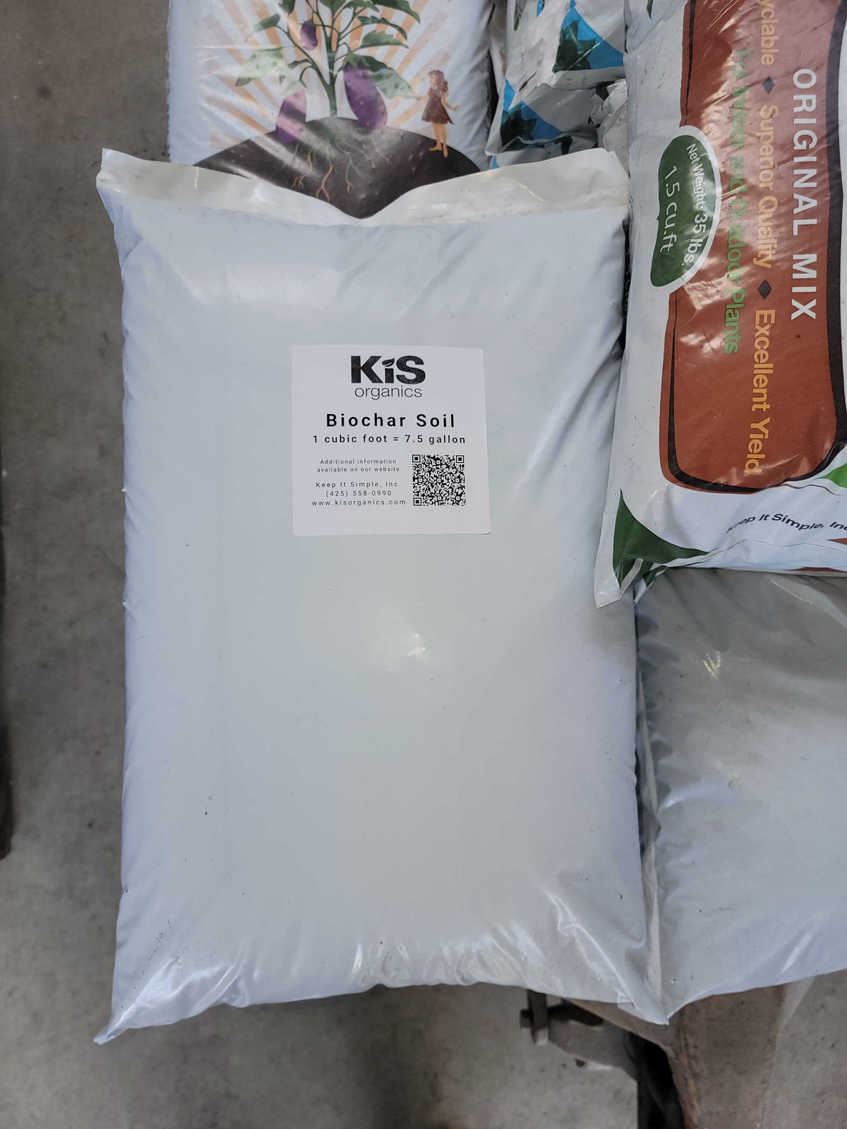 KIS Organics Biochar Soil bag, white, 1 cu ft on Tampa Home & Garden Store